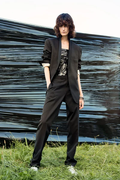 Look 5